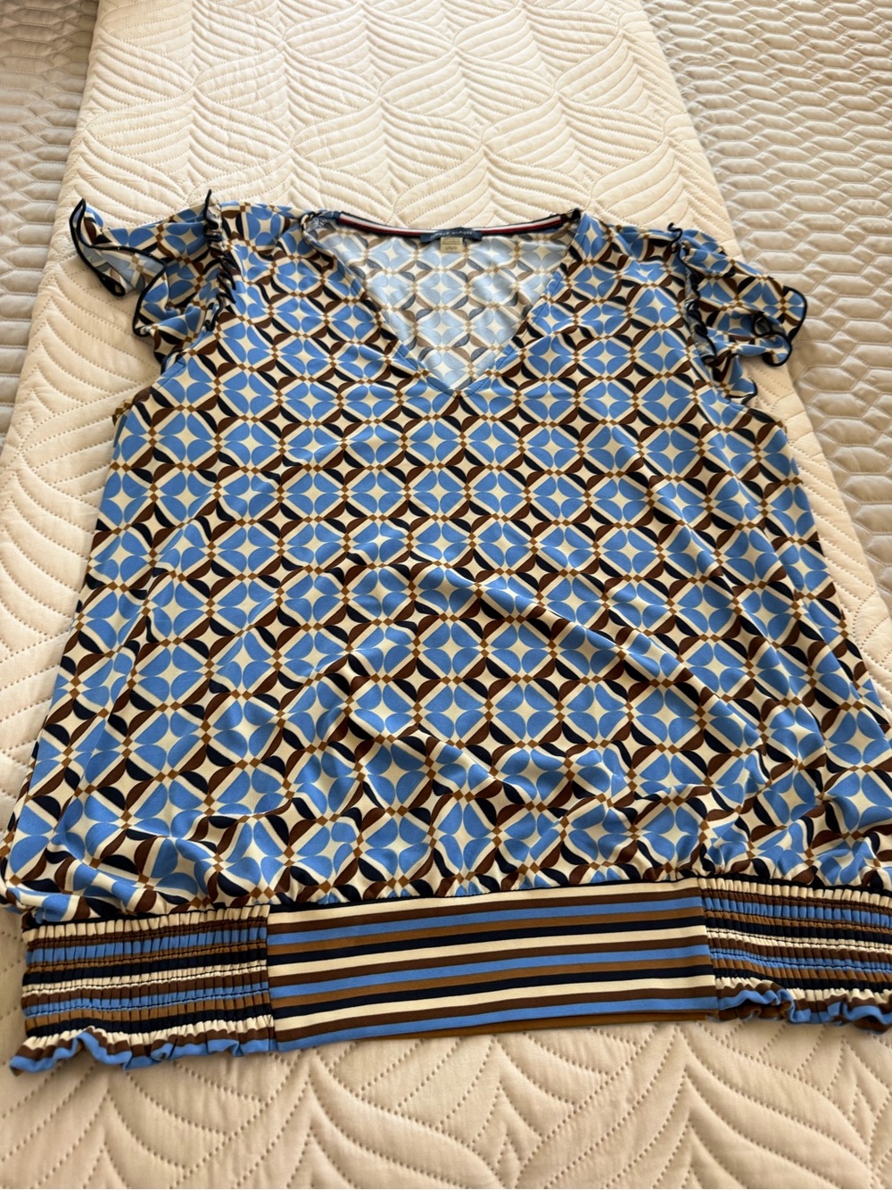 Tommy Hilfiger Blue Geometric V-Neck Ruffle Sleeve Blouse